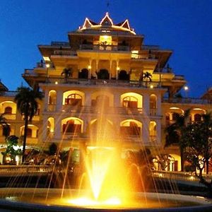 Champasak Palace Hotel Pakxe Exterior photo